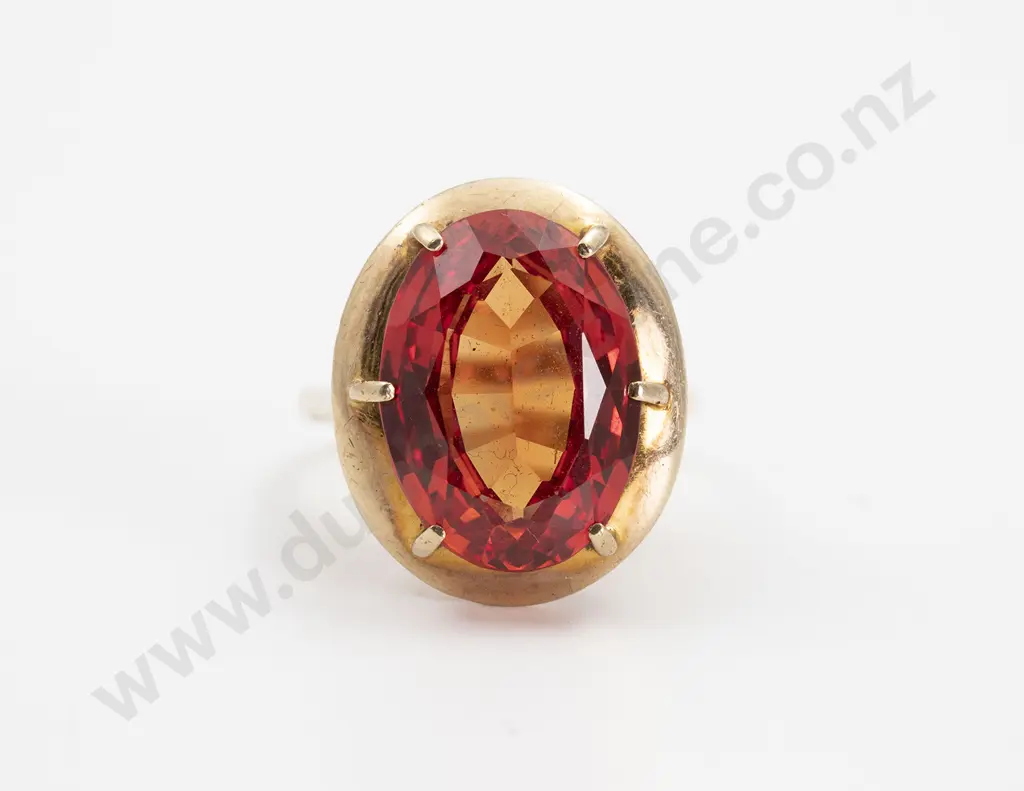 9ct Single Red Quartz Dress Ring Image 1++