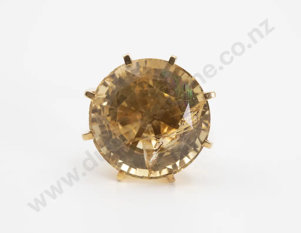 Heavy 18ct Single Large Citrine Dress Ring Image 1++