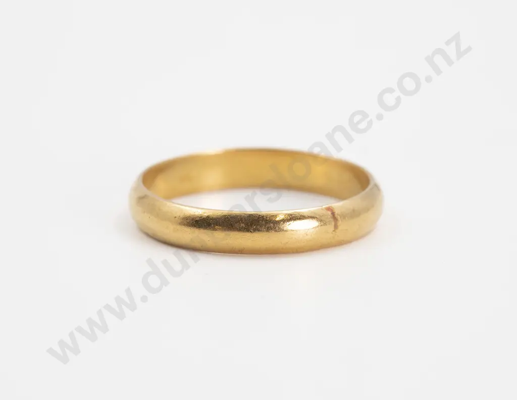 22ct Plain Wedding Band Image 1++