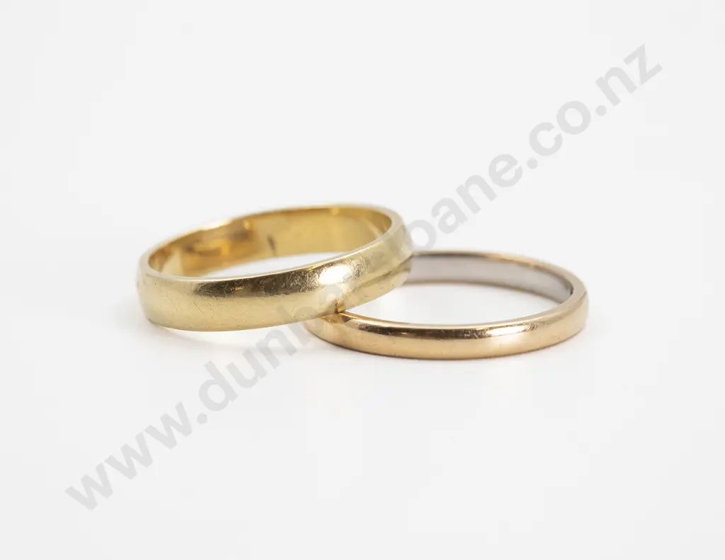 Two 18ct Plain Wedding Bands Image 1++