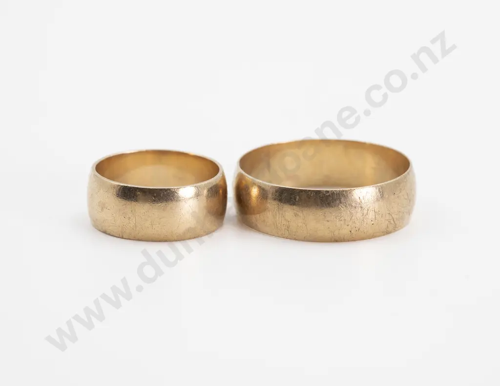 Two 9ct Wide Wedding Bands Image 1++