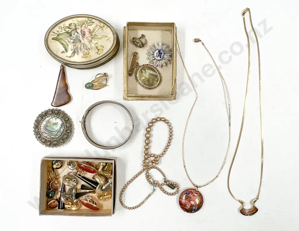 Small Collection Assorted Costume Jewellery Image 1++