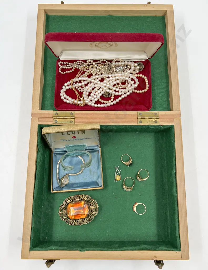 Small Selection Costume Jewellery Image 1++