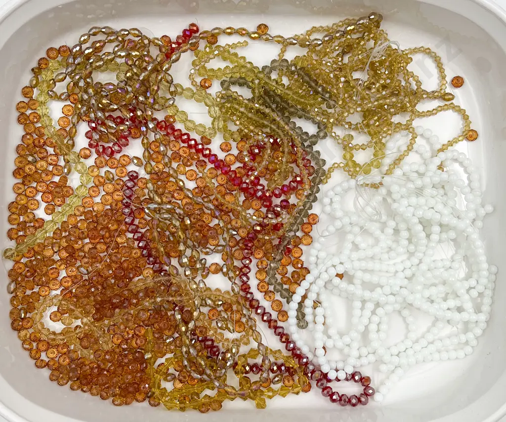 Quantity Various Coloured Crystal Beads Image 1++