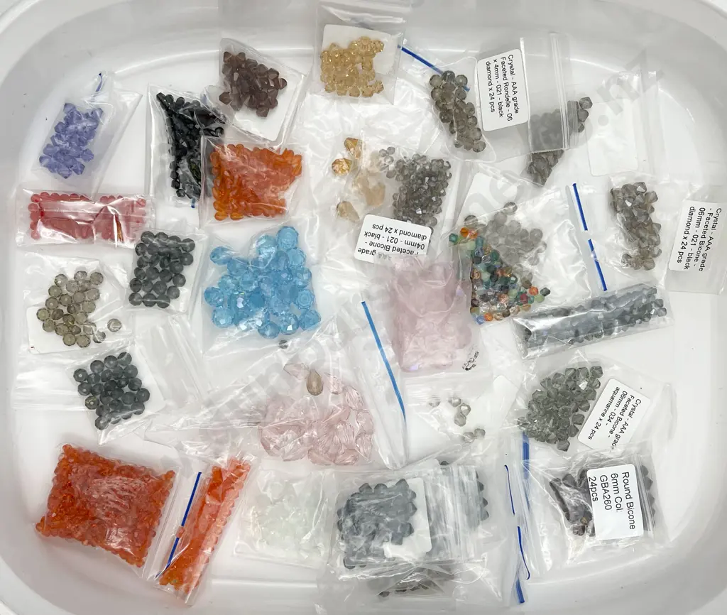 Quantity Various Coloured Crystal & Other Beads Image 1++