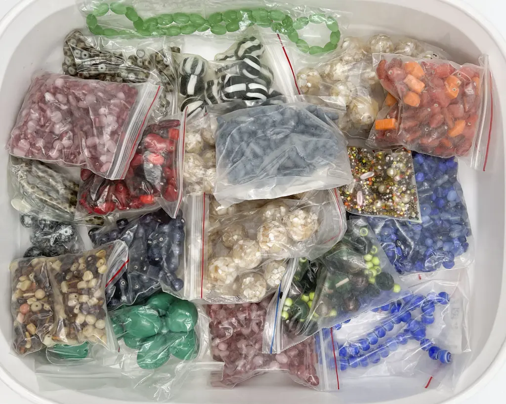 Mixed Bead Assortment Image 1++