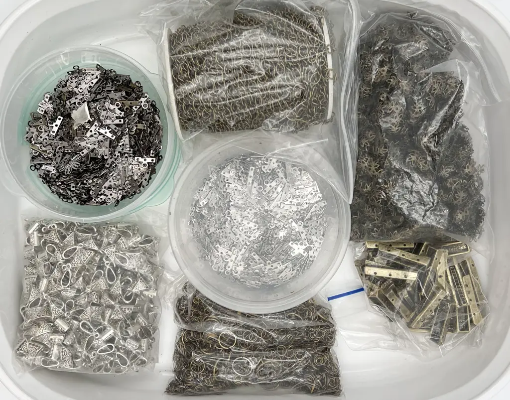 Large Quantity Metal Jewellery Findings & Mounts Image 1++