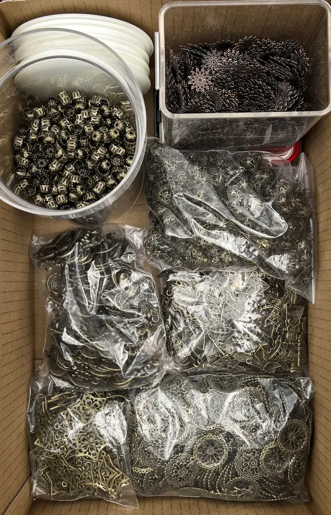Bulk Quantity Bead Cap Mounts Image 1++