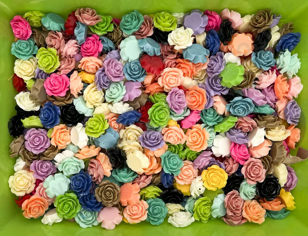 Composite Flat Back Roses Image 1++
