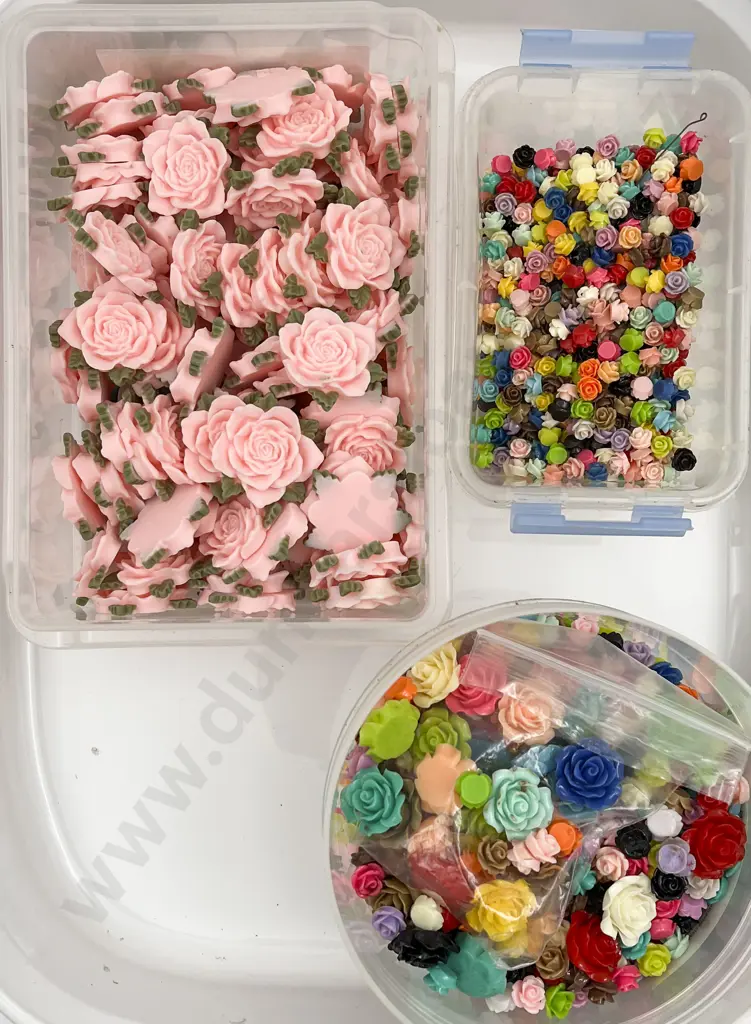 Mixed Lot Composite Flat Back Roses Image 1++