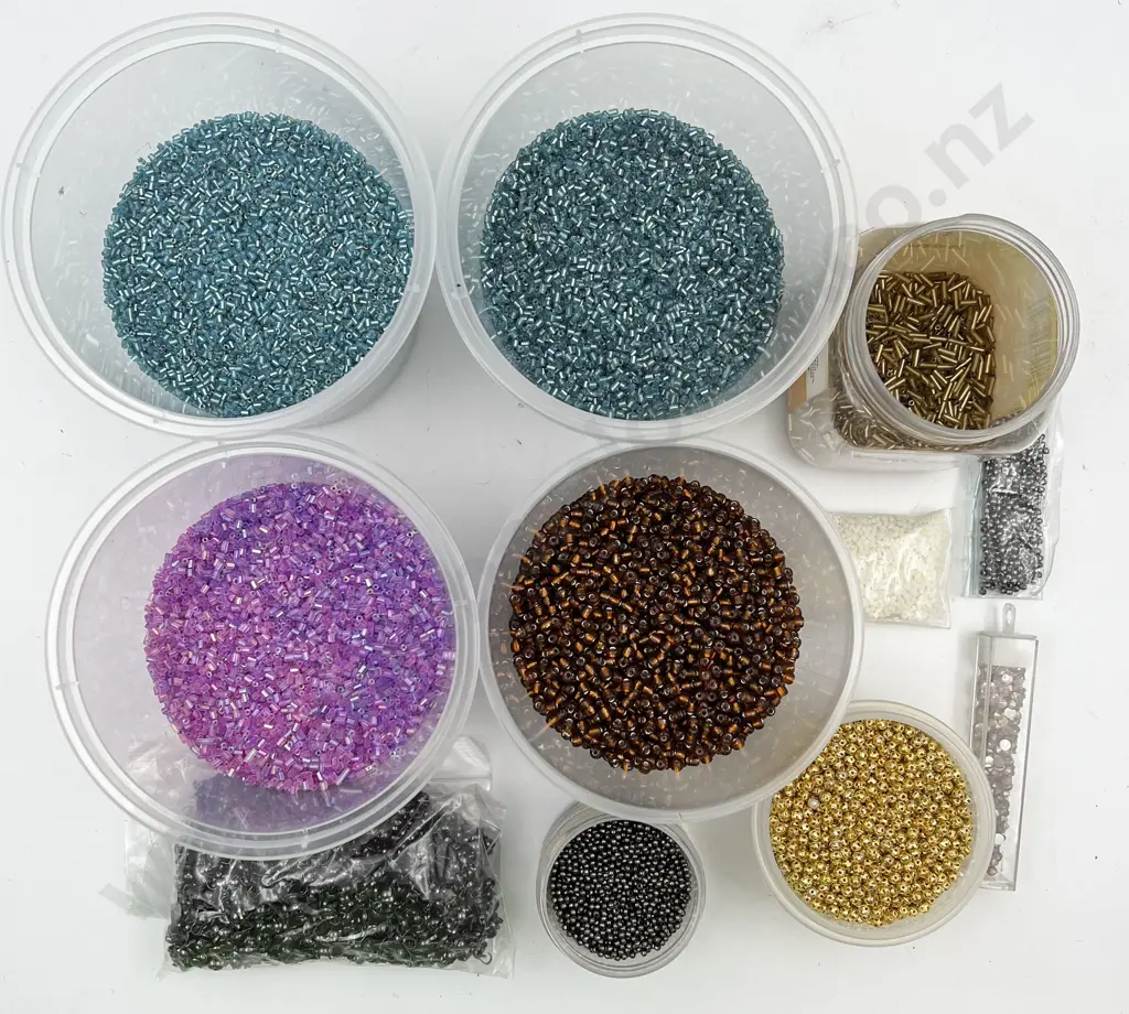 Mixed Selection Seed & Other Small Beads Image 1++