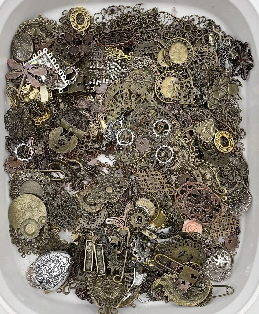 Quantity Metal Jewellery Fittings Image 1++