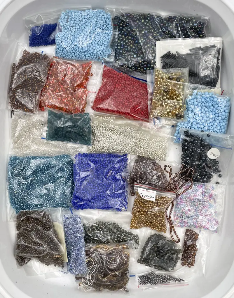Mixed Collection of Seed Beads Image 1++