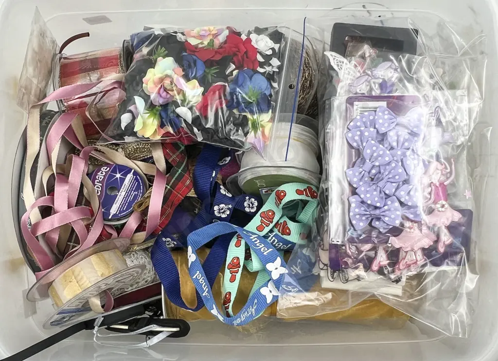 Large Quantity Ribbons Lace & Assorted Image 1++