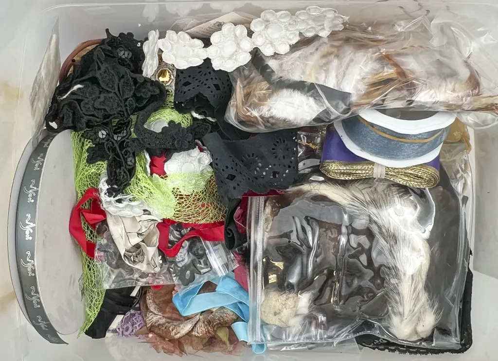 Large Quantity Ribbons Lace & Assorted Image 1++