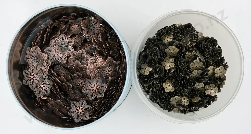 Two Bulk Quantities Flower Head Bead & Jewellery Mounts Image 1++