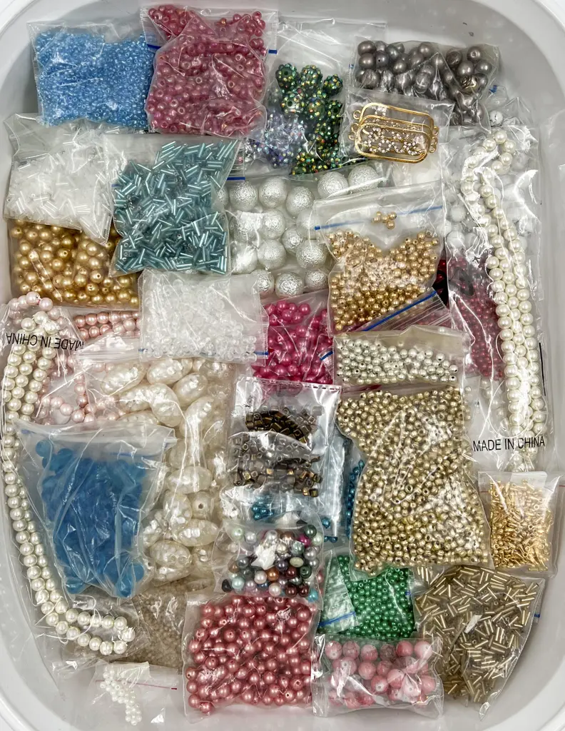 Mixed Assortment of Beads Image 1++