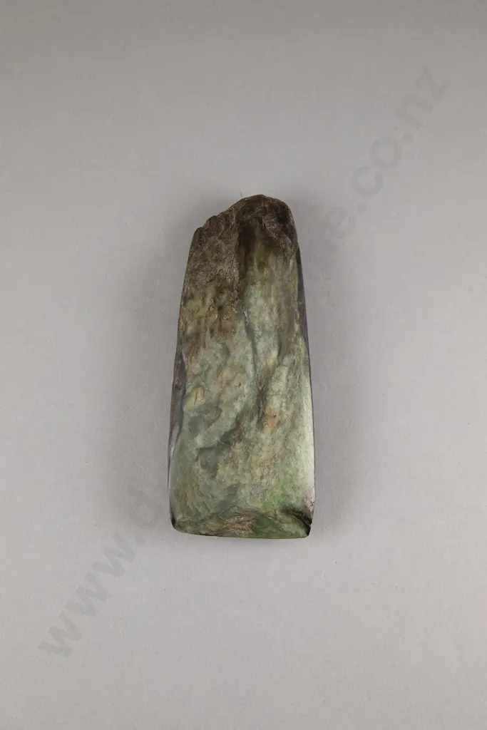 Pre-European Toki Pounamu Image 1++