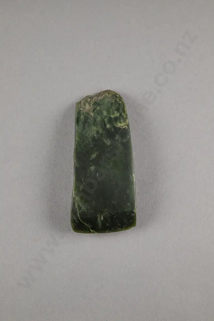 Pre-European Toki Pounamu Image 1++