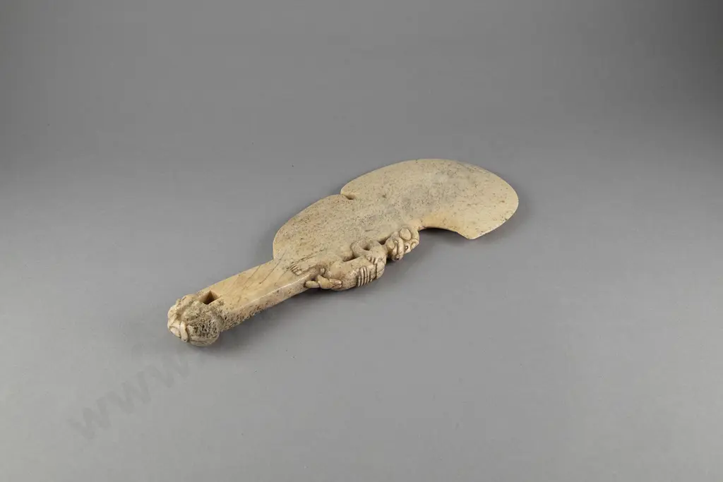 A Wahaika Paraoa (Whalebone hand club) Image 1++