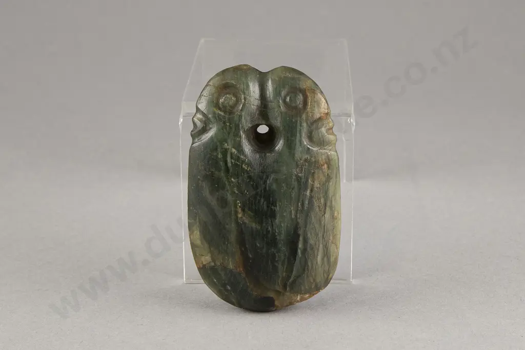 A Rare and Unusual Pre-European Pounamu Pendant Image 1++
