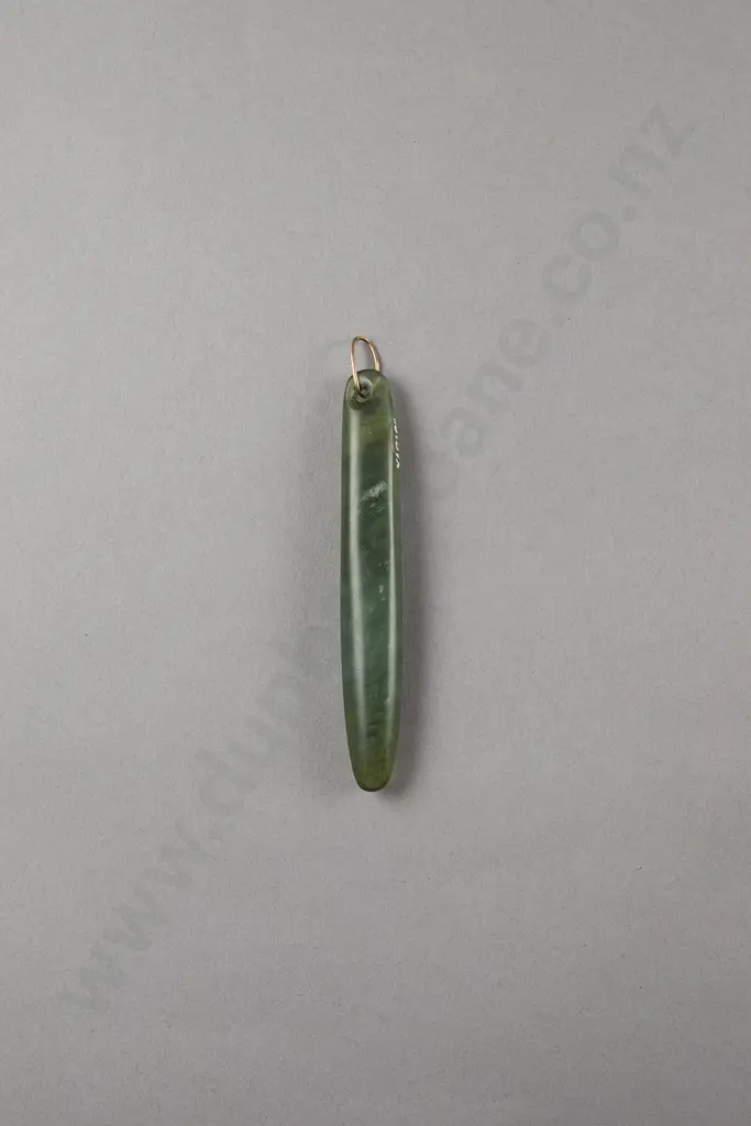 Tangiwai (Bowenite) Kuru Pendant Image 1++