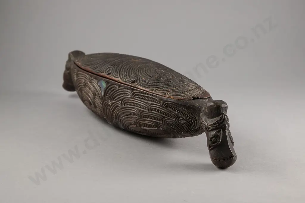 A Good 19th Century Wakahuia (Treasure Box) Image 1++