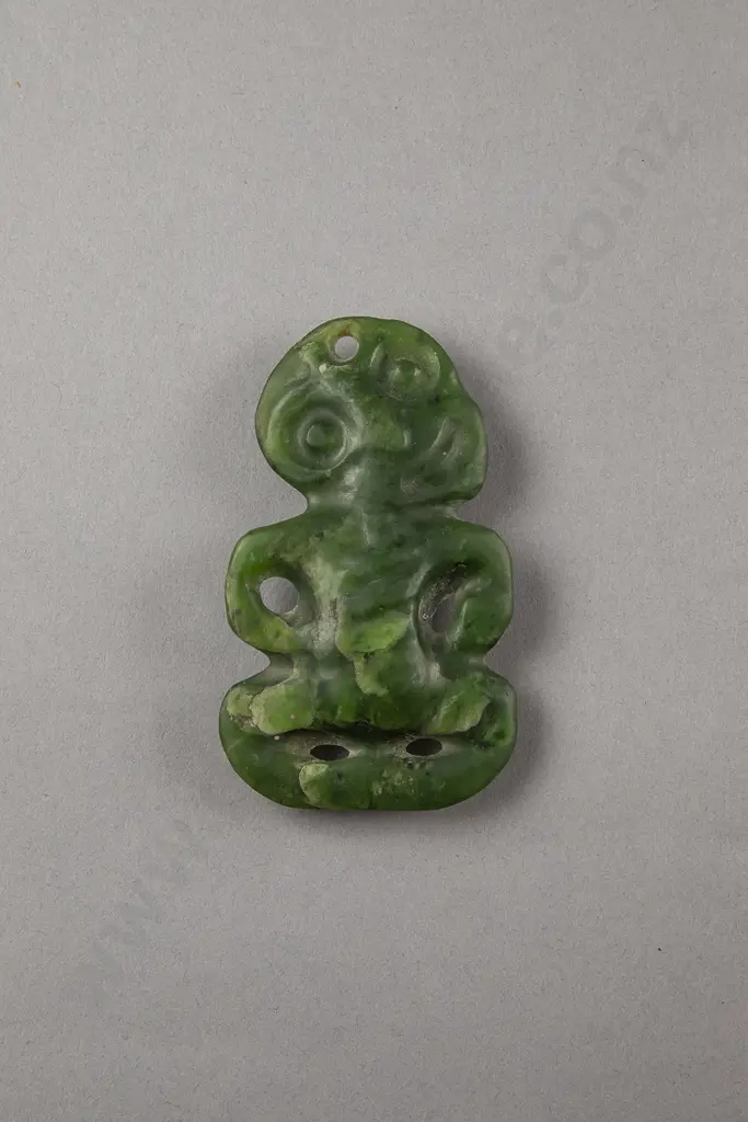 Pre-European Pounamu Hei Tiki Image 1++