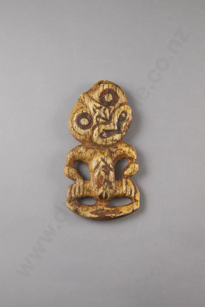 A Large 19th Century Whalebone Hei Tiki Image 1++