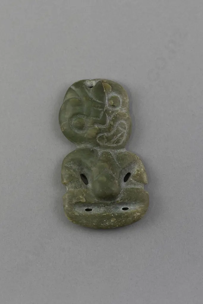 19th Century Pounumu Hei Tiki Image 1++