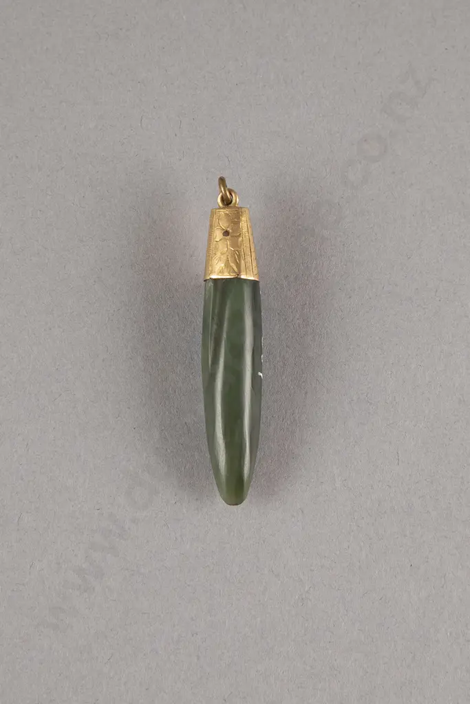 Pounamu Kuru (Pendant) Image 1++