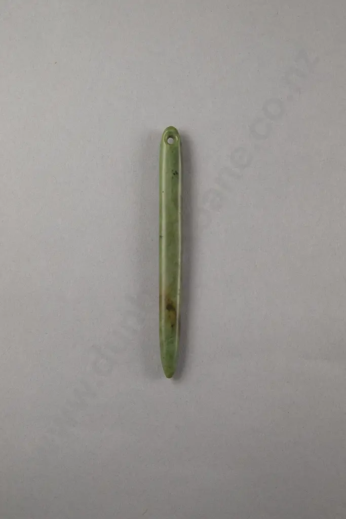 Pounamu Kapeu (Ear Pendant) Image 1++