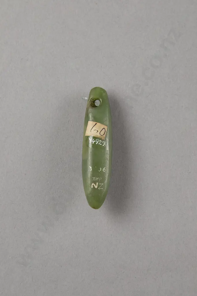 Pounamu Kuru (Pendant) Image 1++