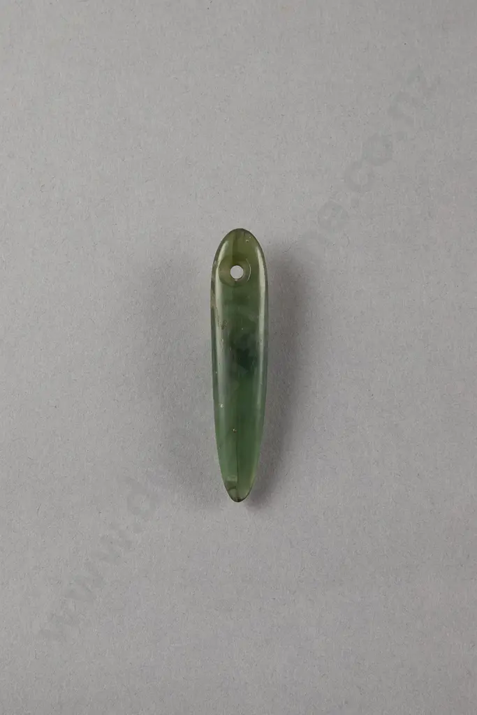 Pounamu Kuru (Pendant) Image 1++