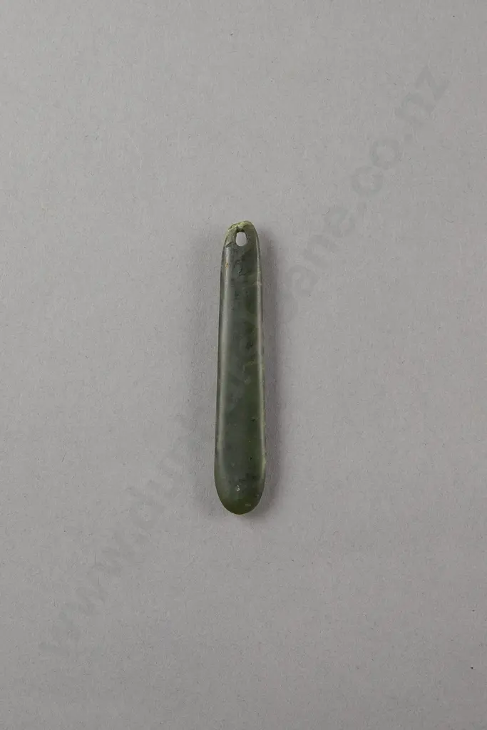 Pounamu Kuru (Pendant) Image 1++