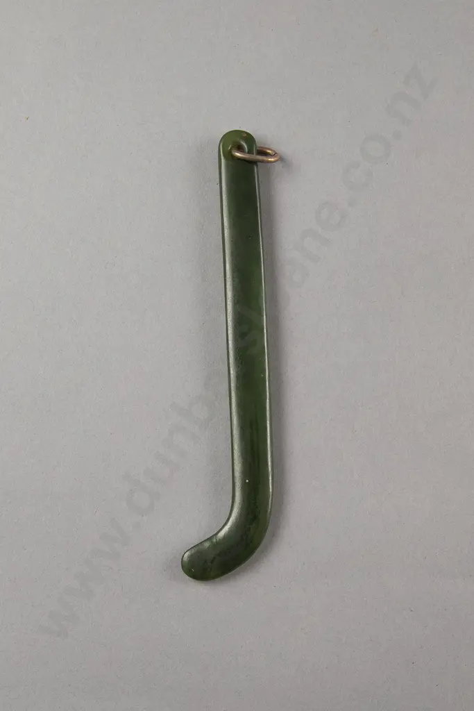 Pounamu Kapeu (Ear Pendant) Image 1++
