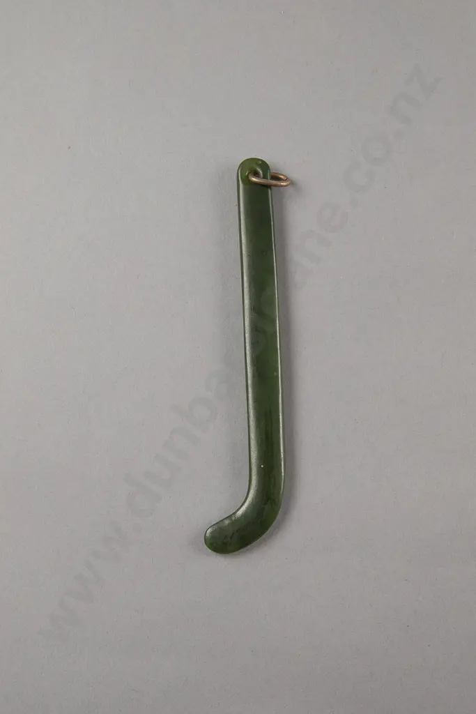 Pounamu Kapeu (Ear Pendant) Image 1++