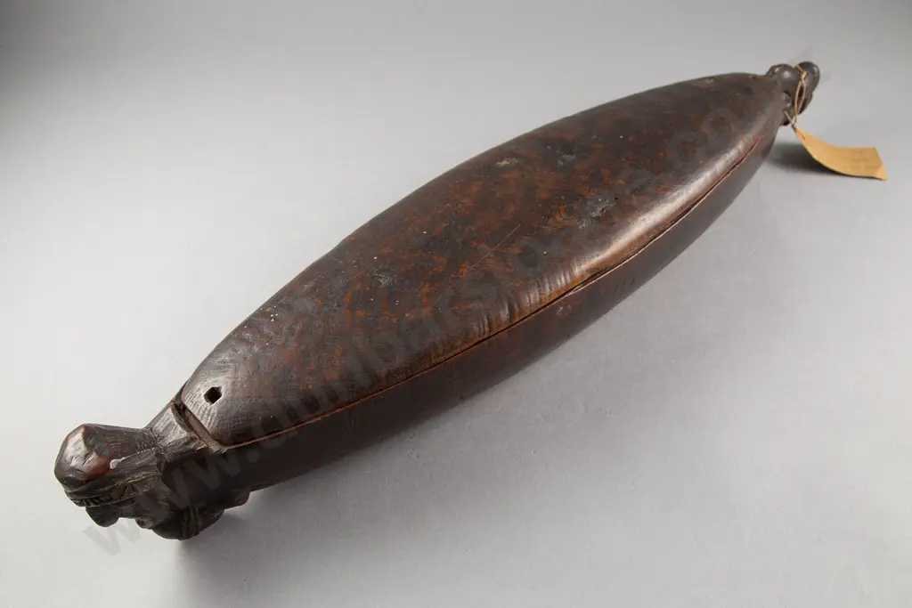 A Rare and Important Early 19th Century Wakahuia Collected by Lord Freyberg Image 1++