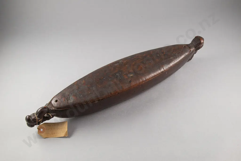 A Rare and Important Early 19th Century Wakahuia Collected by Lord Freyberg Image 1++