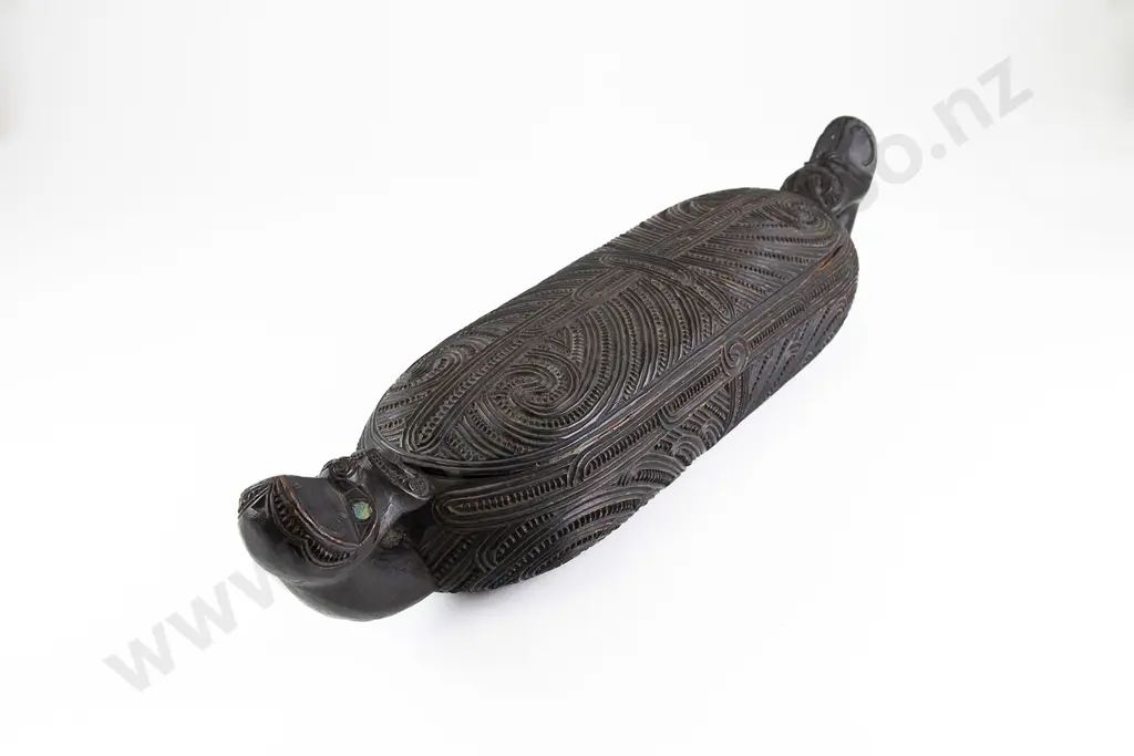 A 19th Wakahuia (Treasure Box) Image 1++