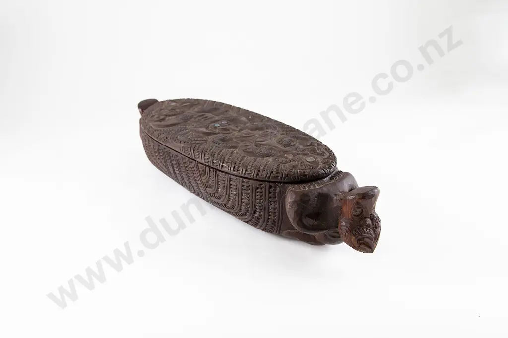A 20th Century Wakahuia (Treasure Box) Image 1++