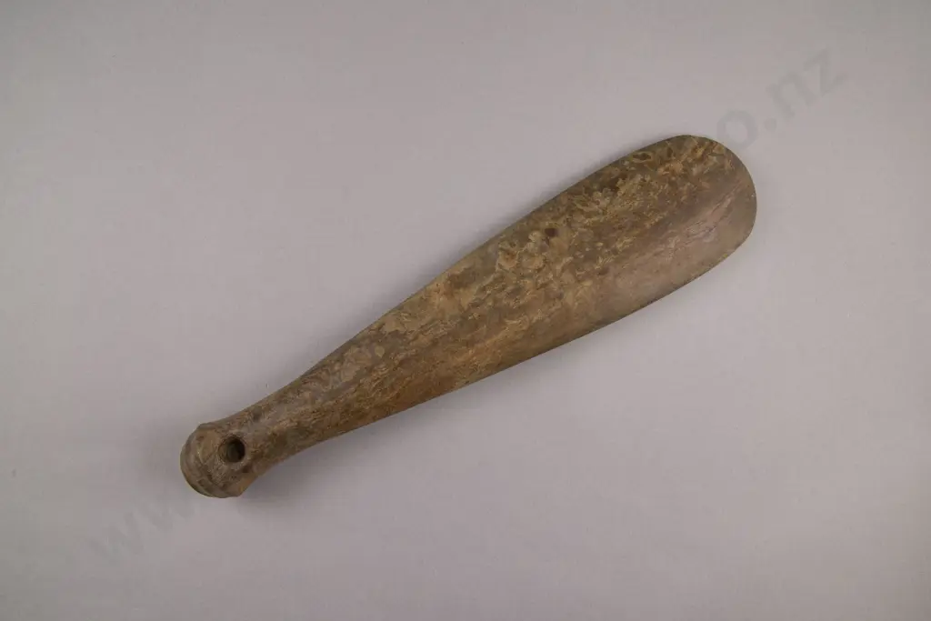 Pre-European Patu Onewa ( Stone hand Club) Image 1++
