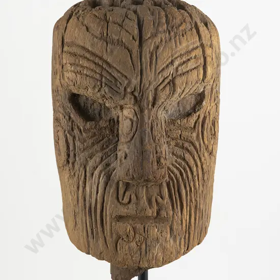 Early Contact Period Pou Whakarae Head (Palisade Post)