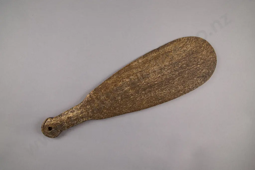 A 19th century  Patu Paraoa (Whalebone Hand Club) Image 1++