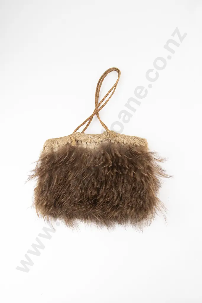 A Fine Kiwi Feather Kete ( Kiwi Feather Bag) Image 1++
