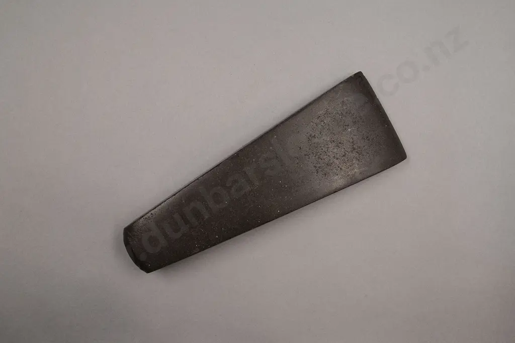 A Good Large Pre-European Toki (Dark Argillite) Image 1++