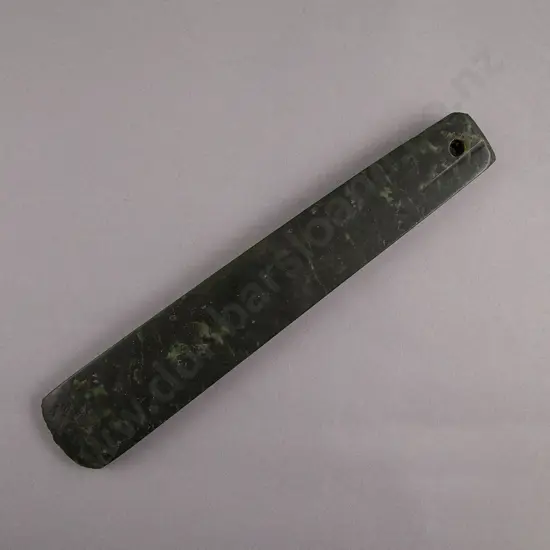 Large Pre-European Pounamu Toki
