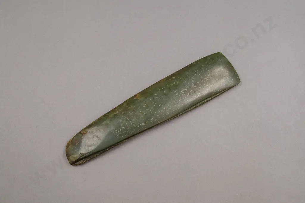 A  Good Large Pre-European Pounamu Toki (Adze Blade) Image 1++