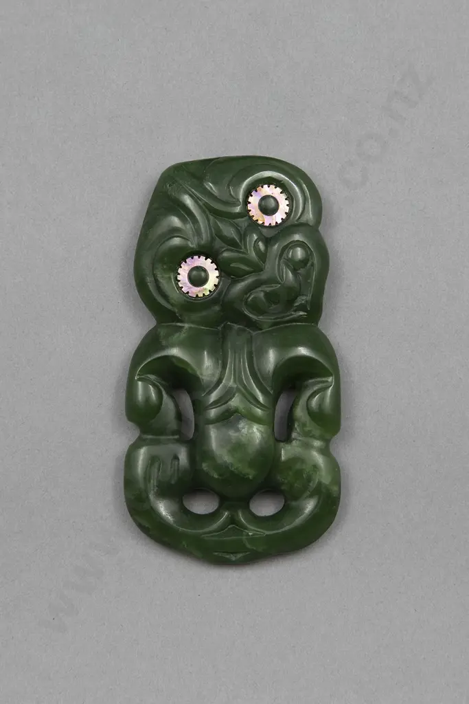 Pounamu Hei tiki by Scott Parker (Ngati Tama) Image 1++