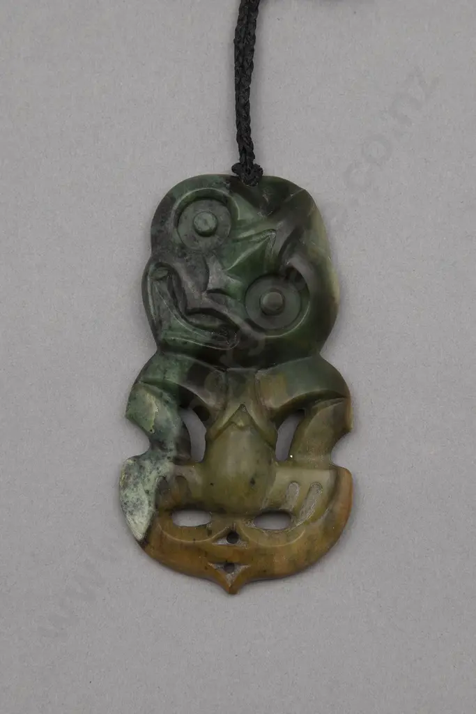 Pounamu Hei Tiki by Des Hetherington Image 1++